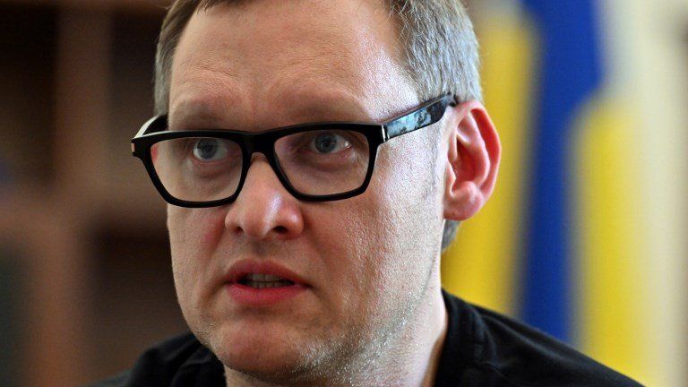 Bývalý úředník Zelenského kanceláře čelí obvinění kvůli podezřelému majetku